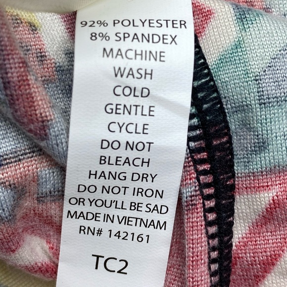 LuLaRoe TC2 Adult Holiday Leggings Aztec Santa - Picture 3 of 8